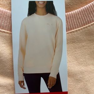 Fila tropical peach medium sweater